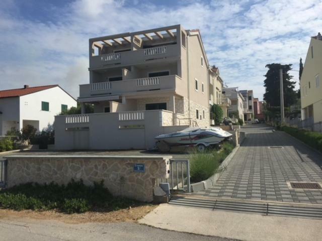 Apartmani Irina Βόντιτσε Εξωτερικό φωτογραφία